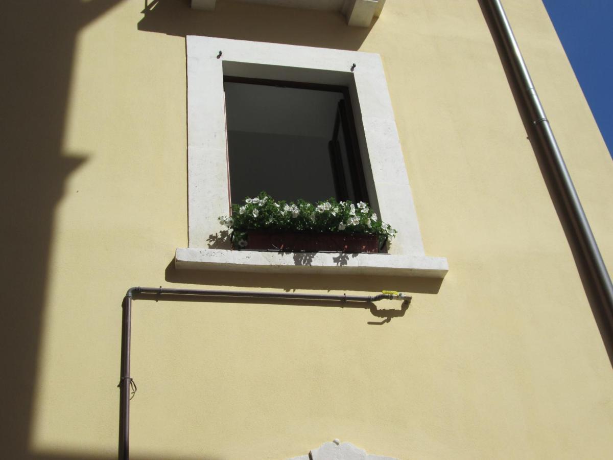 B&B Regina Margherita LʼAquila Екстериор снимка
