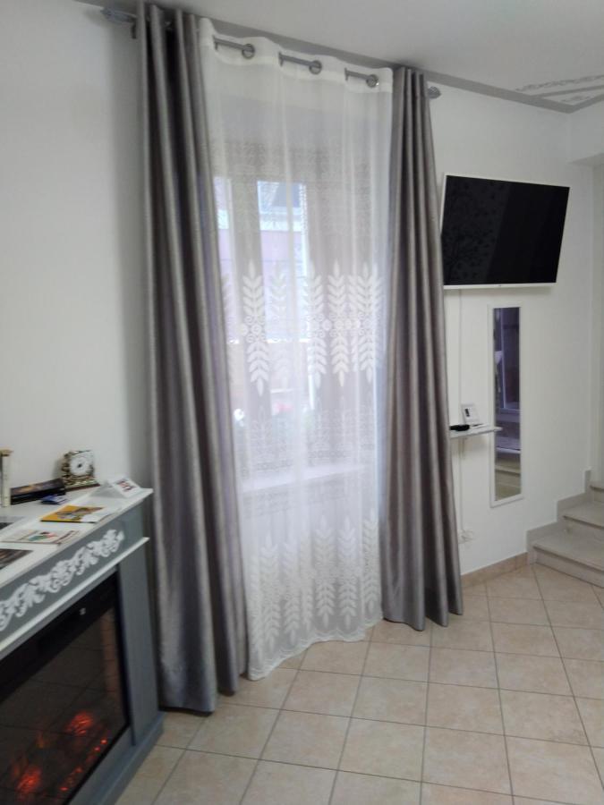 B&B Regina Margherita LʼAquila Екстериор снимка